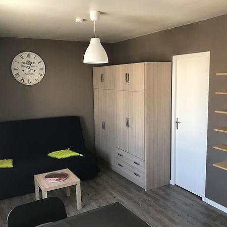לה רושל Studio Near Downtown And Old Port מראה חיצוני תמונה