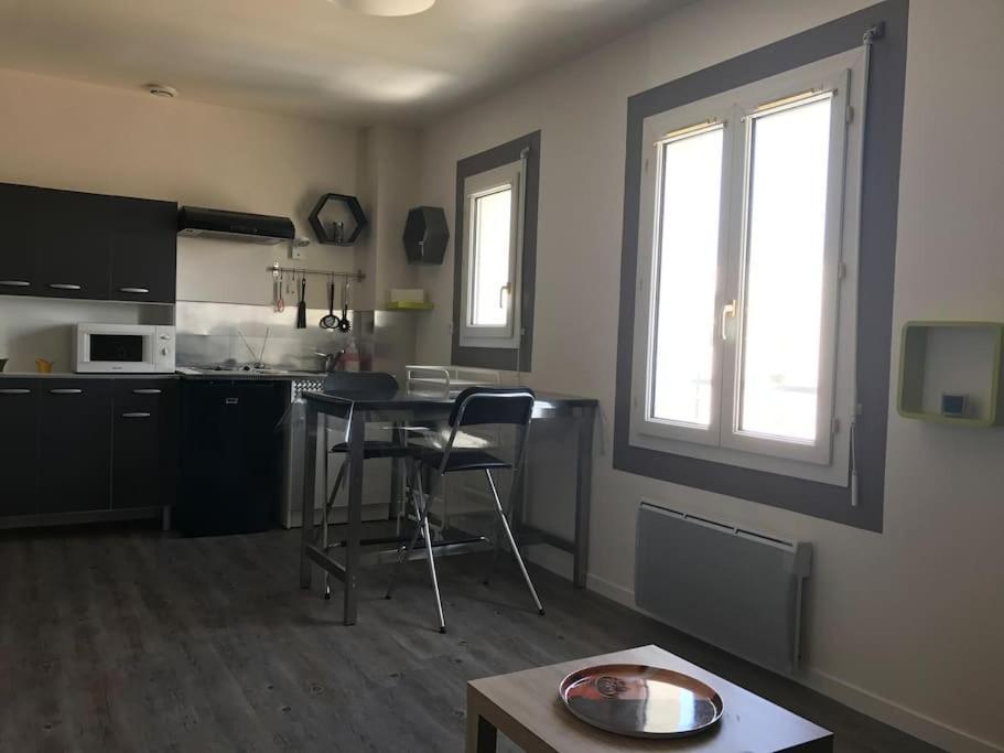 לה רושל Studio Near Downtown And Old Port מראה חיצוני תמונה