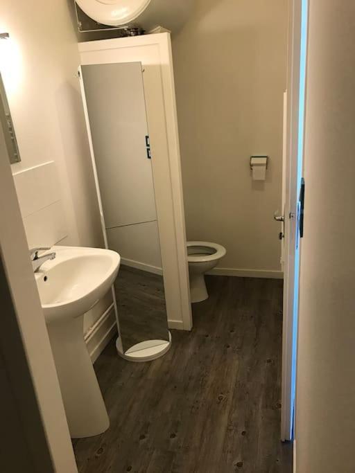 לה רושל Studio Near Downtown And Old Port מראה חיצוני תמונה